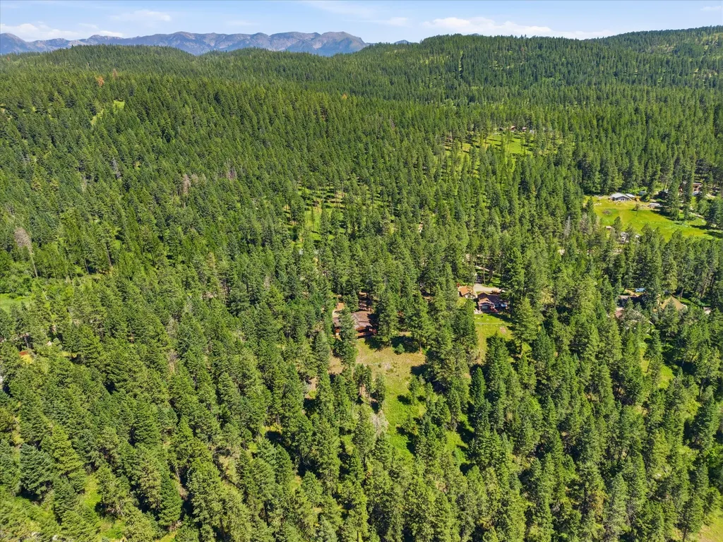 9050 Mt Highway 35 Bigfork MT 59911