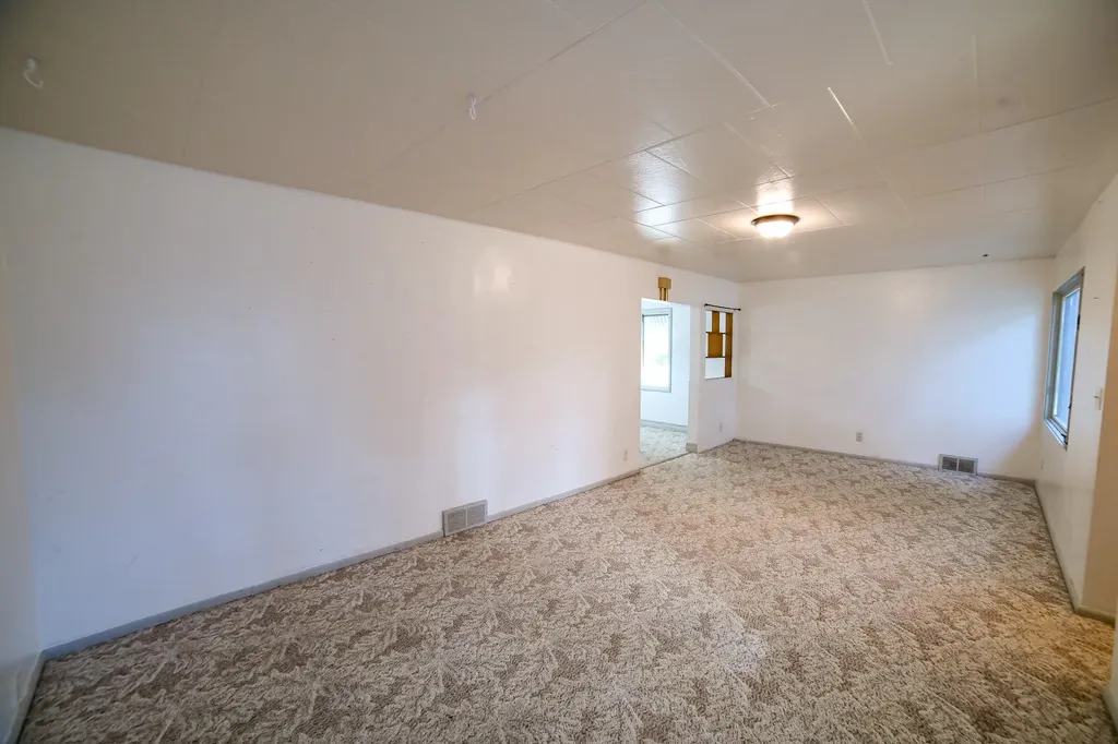1216 9th Avenue S Great Falls MT 59405