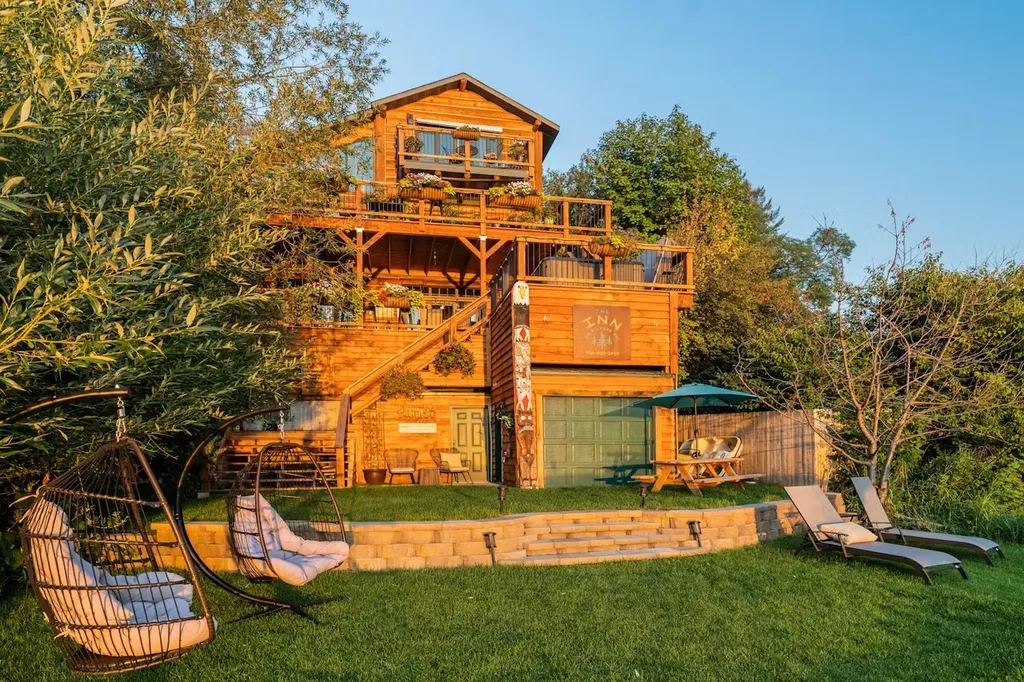 416 Electric Avenue Bigfork MT 59911
