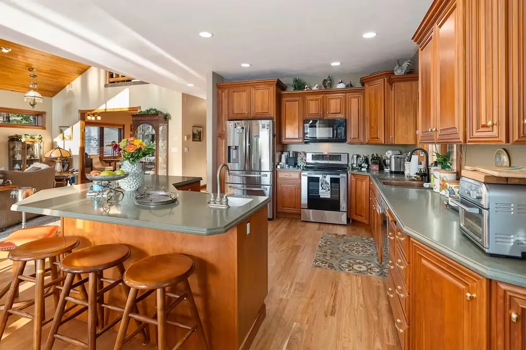 416 Electric Avenue Bigfork MT 59911