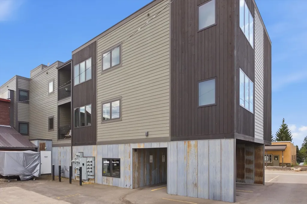 638 Nucleus Avenue Columbia Falls MT 59912