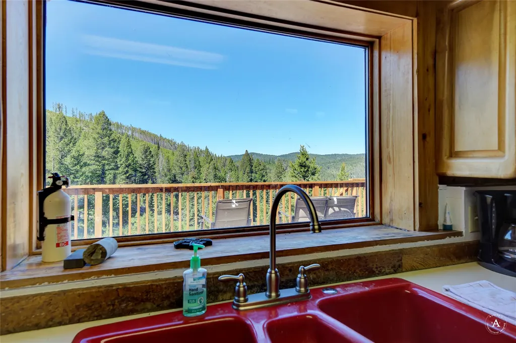 3280 Blossburg Road Elliston MT 59728