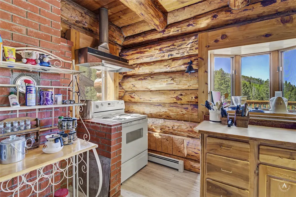 3280 Blossburg Road Elliston MT 59728