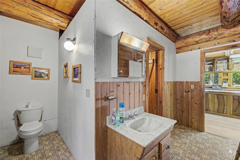 3280 Blossburg Road Elliston MT 59728
