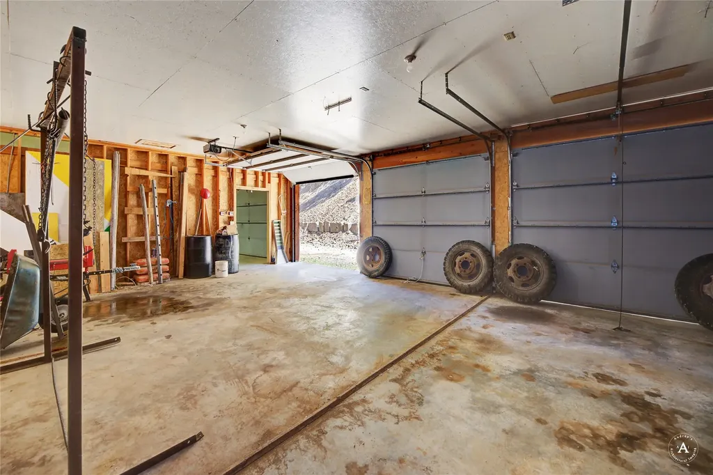 3280 Blossburg Road Elliston MT 59728