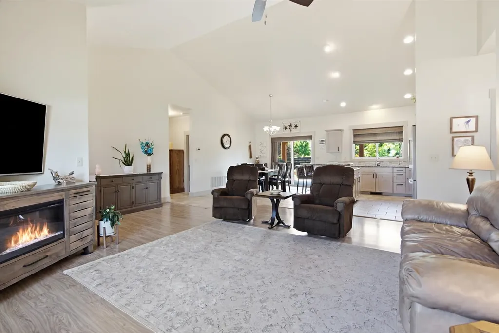 150 Lazy Creek Way Kalispell MT 59901