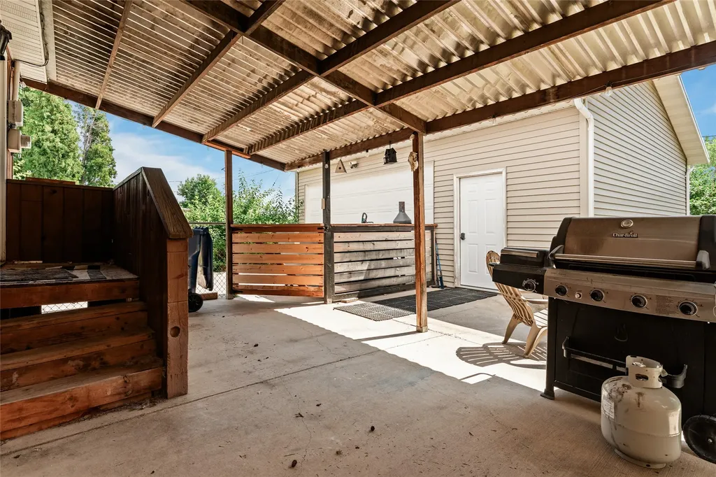 912 Avenue C NW Great Falls MT 59404