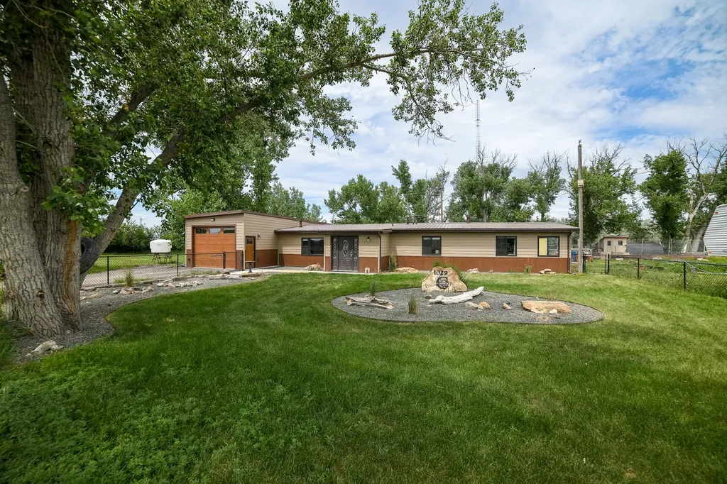 1029 Suburban Drive Great Falls MT 59404