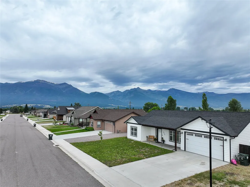 270 Tenderfoot Lane Stevensville MT 59870