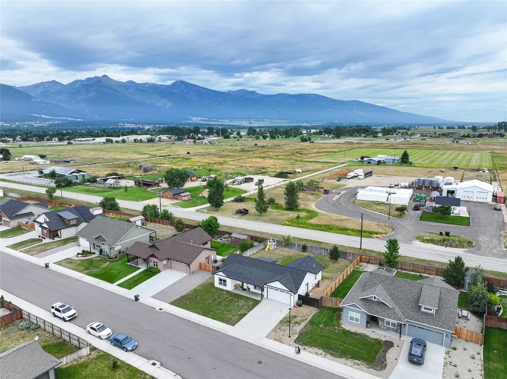 270 Tenderfoot Lane Stevensville MT 59870