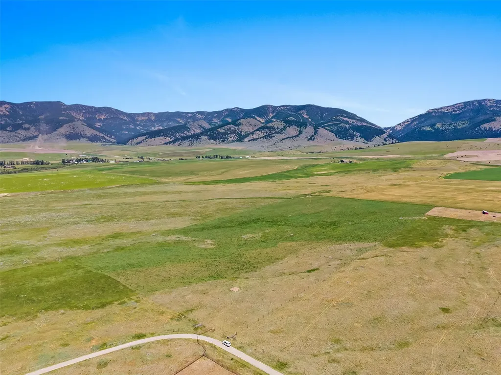 Tbd Brown Pony Trail Belgrade MT 59714