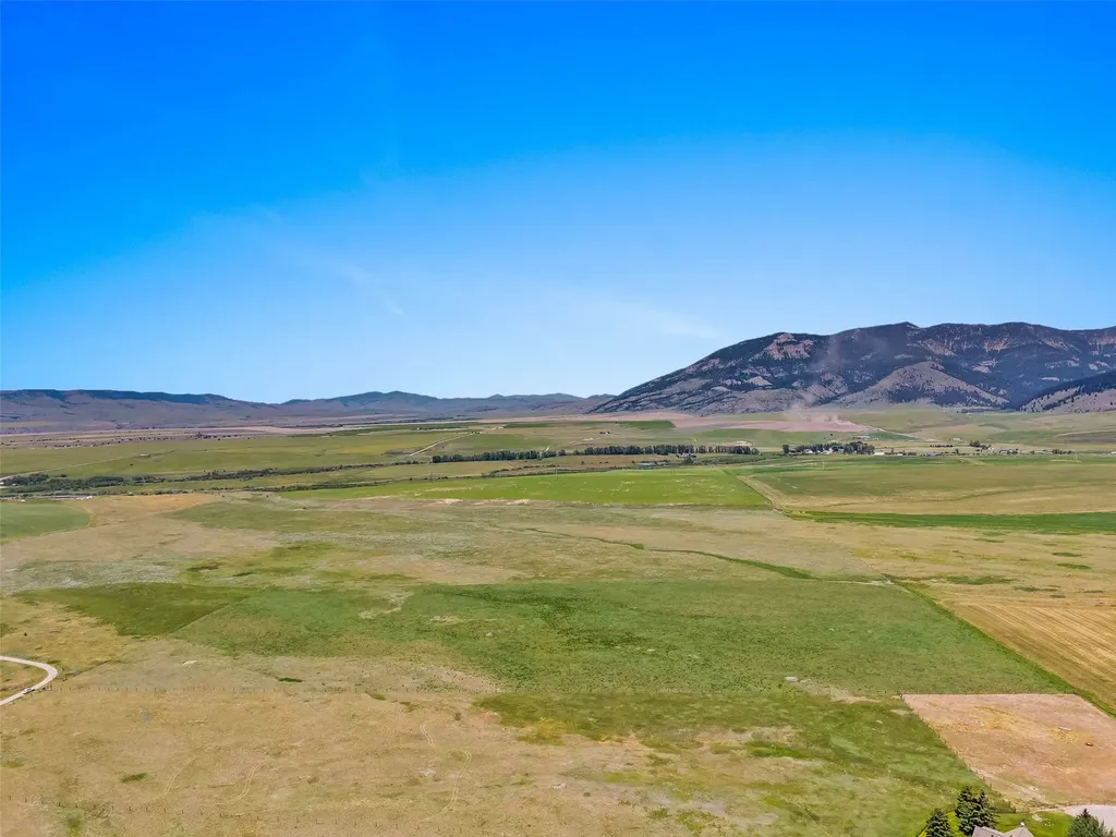 Tbd Brown Pony Trail Belgrade MT 59714
