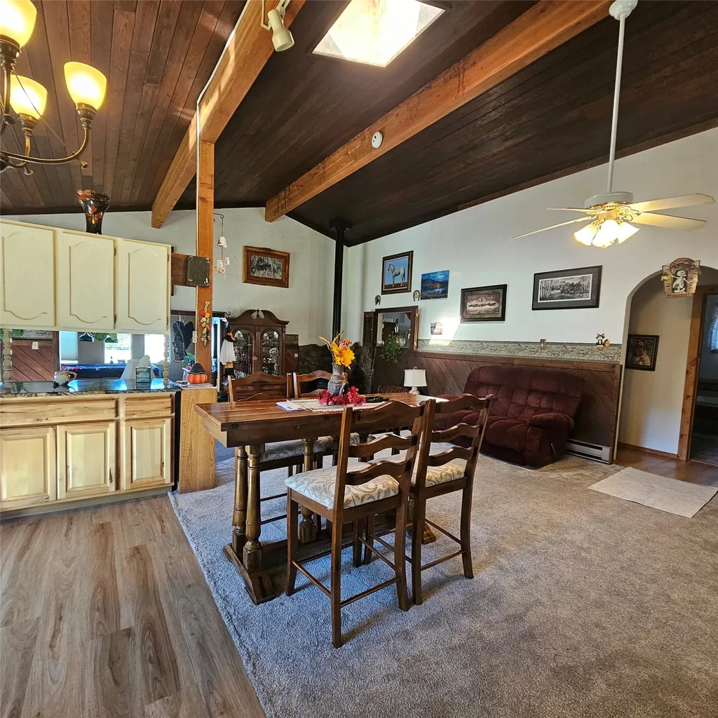 1235 Arrow Horse Lane Corvallis MT 59828