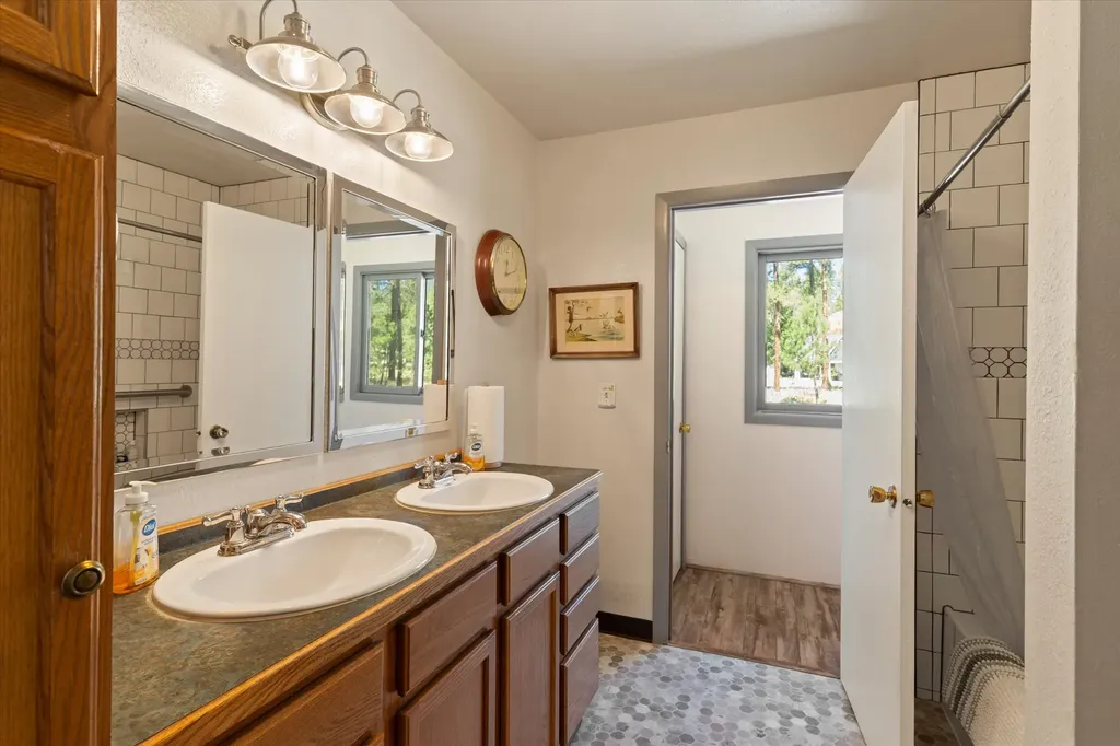 79 Manor Drive Libby MT 59923