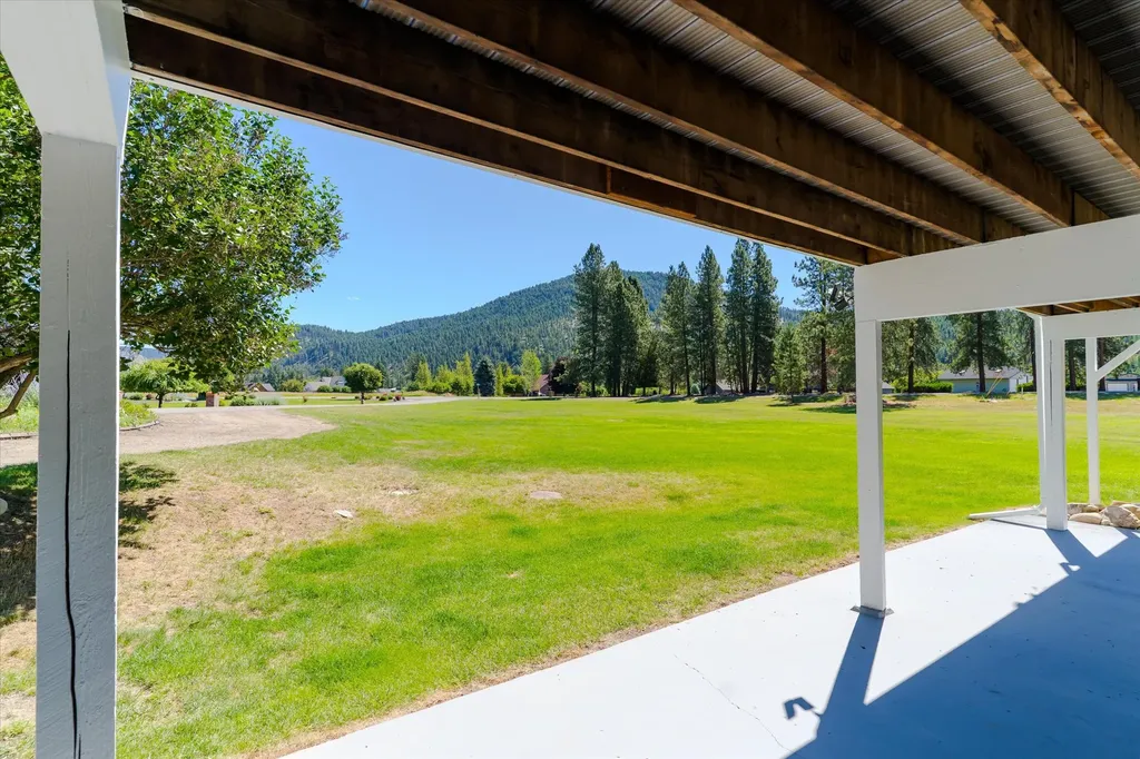 79 Manor Drive Libby MT 59923
