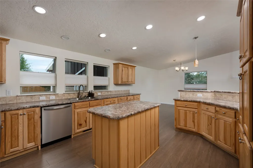 607 Meadow Circle Belgrade MT 59714
