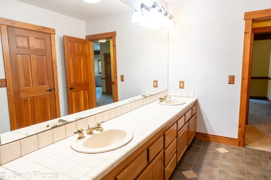 200 Whitetail Lane Whitefish MT 59937