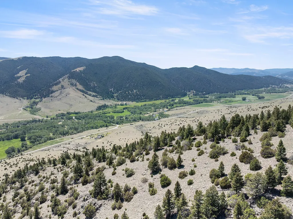 Tract C - 902 Lower Valley Road Boulder MT 59632