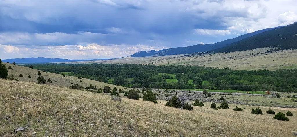 Tract C - 902 Lower Valley Road Boulder MT 59632