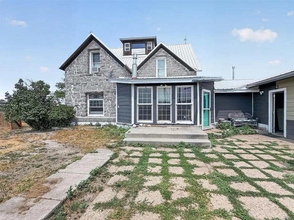105 W Yellowstone Avenue Big Timber MT 59011