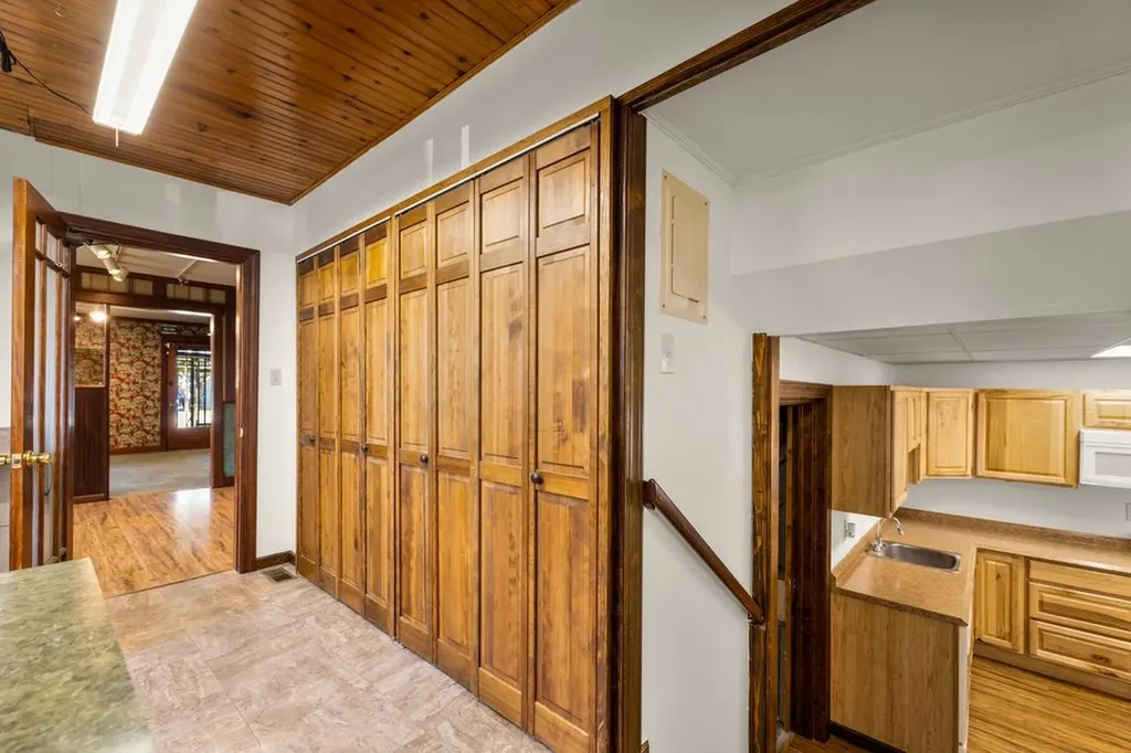 735 S Main Street Kalispell MT 59901