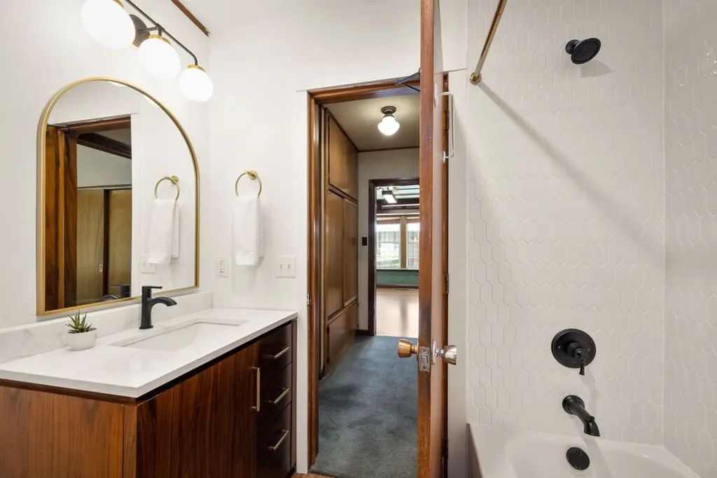 735 S Main Street Kalispell MT 59901