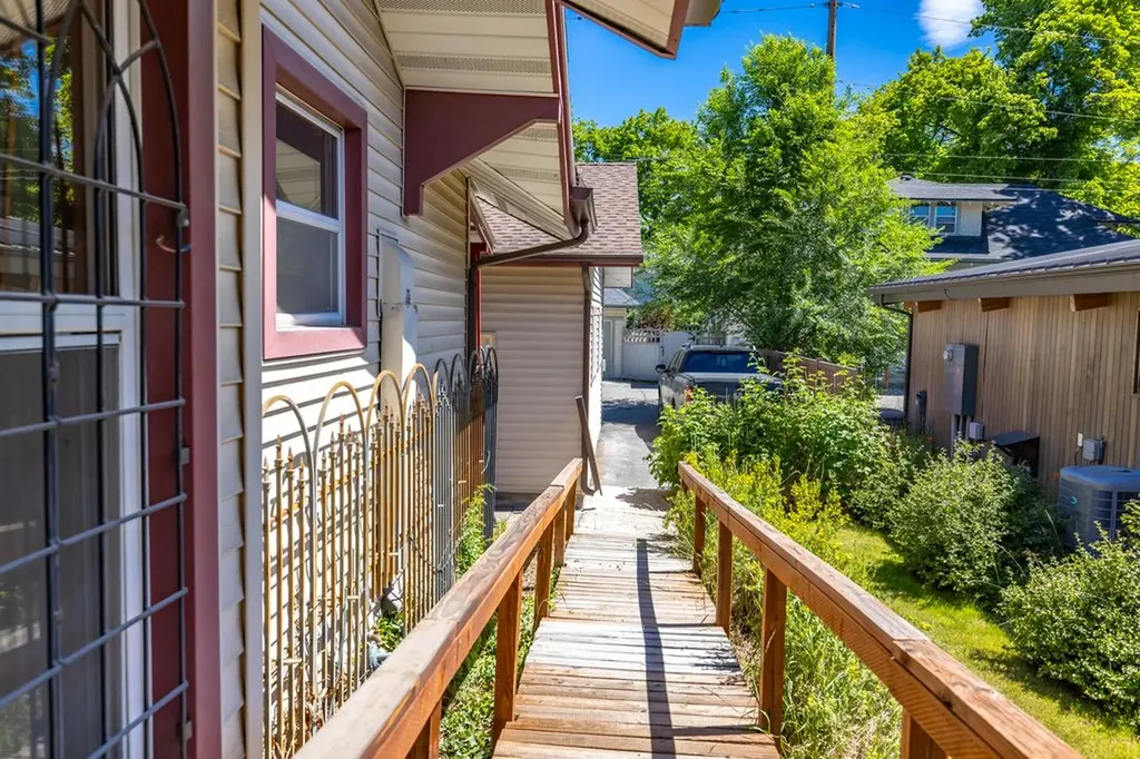735 S Main Street Kalispell MT 59901