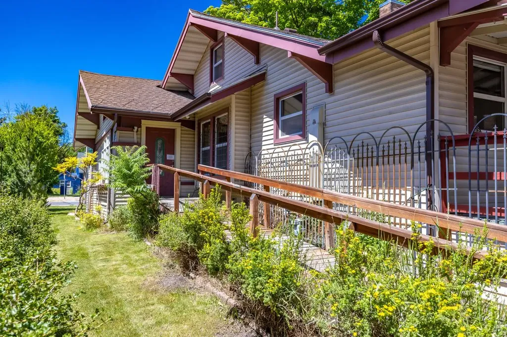 735 S Main Street Kalispell MT 59901