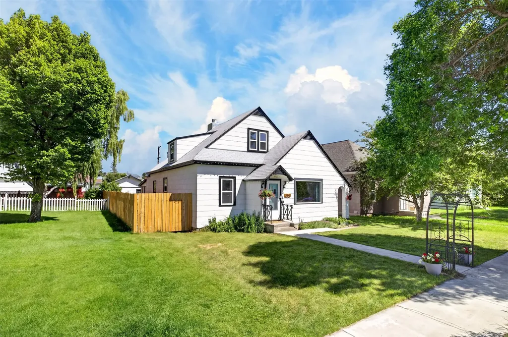 205 Fourth Street Deer Lodge MT 59722