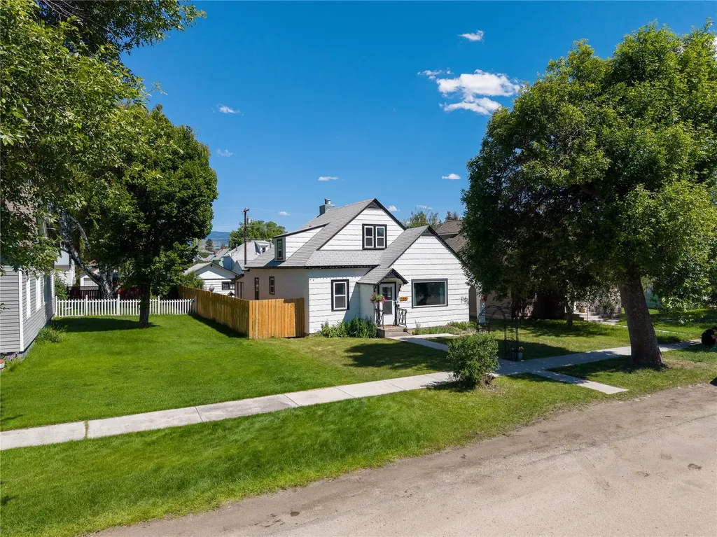 205 Fourth Street Deer Lodge MT 59722