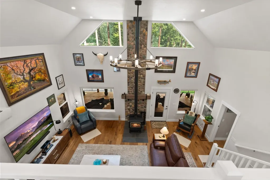 218 Quarter Circle Cross Drive St Regis MT 59866