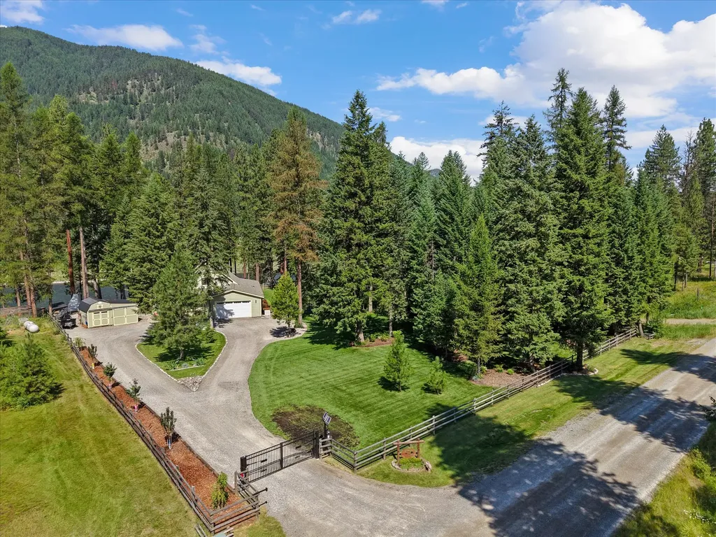218 Quarter Circle Cross Drive St Regis MT 59866