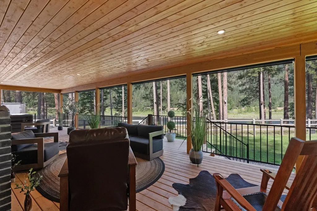 218 Quarter Circle Cross Drive St Regis MT 59866