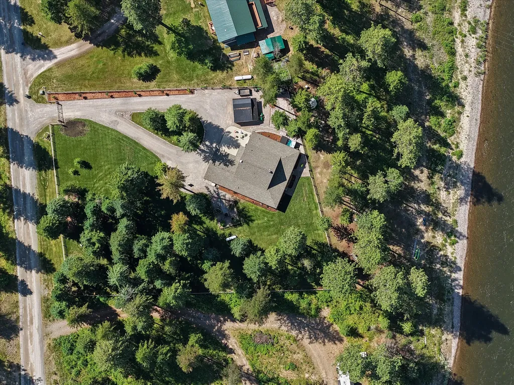 218 Quarter Circle Cross Drive St Regis MT 59866