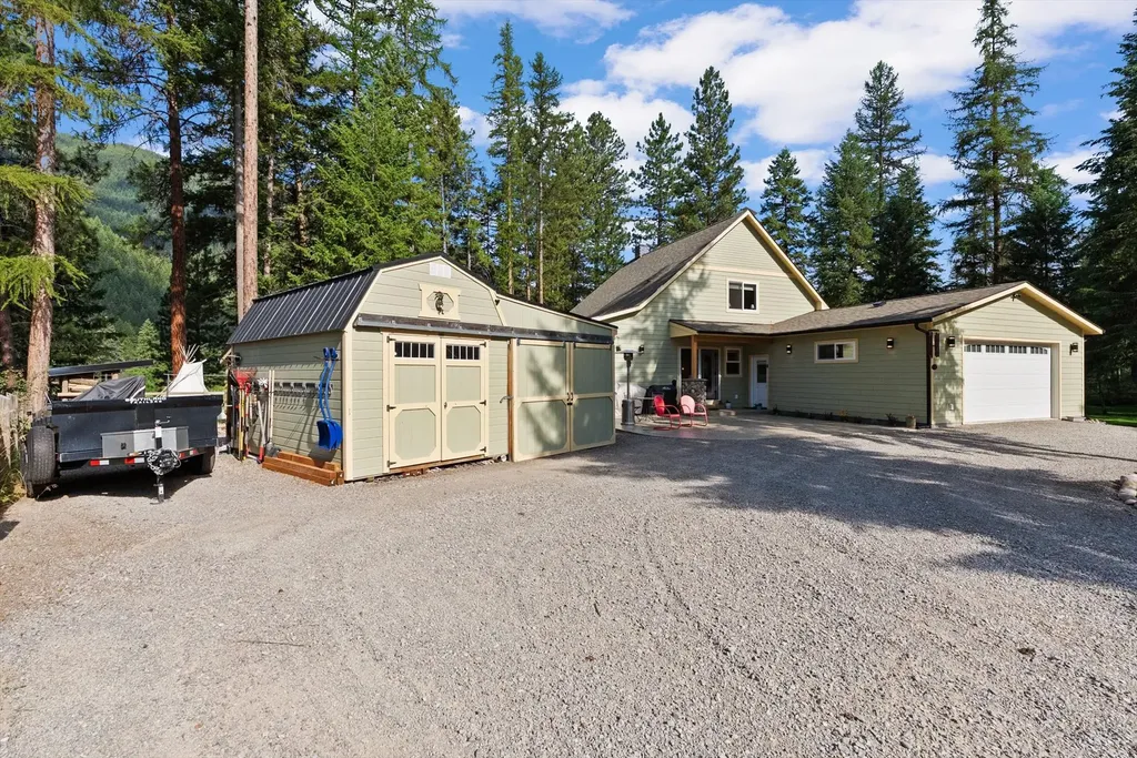 218 Quarter Circle Cross Drive St Regis MT 59866