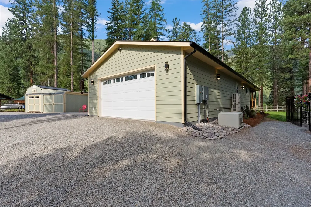 218 Quarter Circle Cross Drive St Regis MT 59866