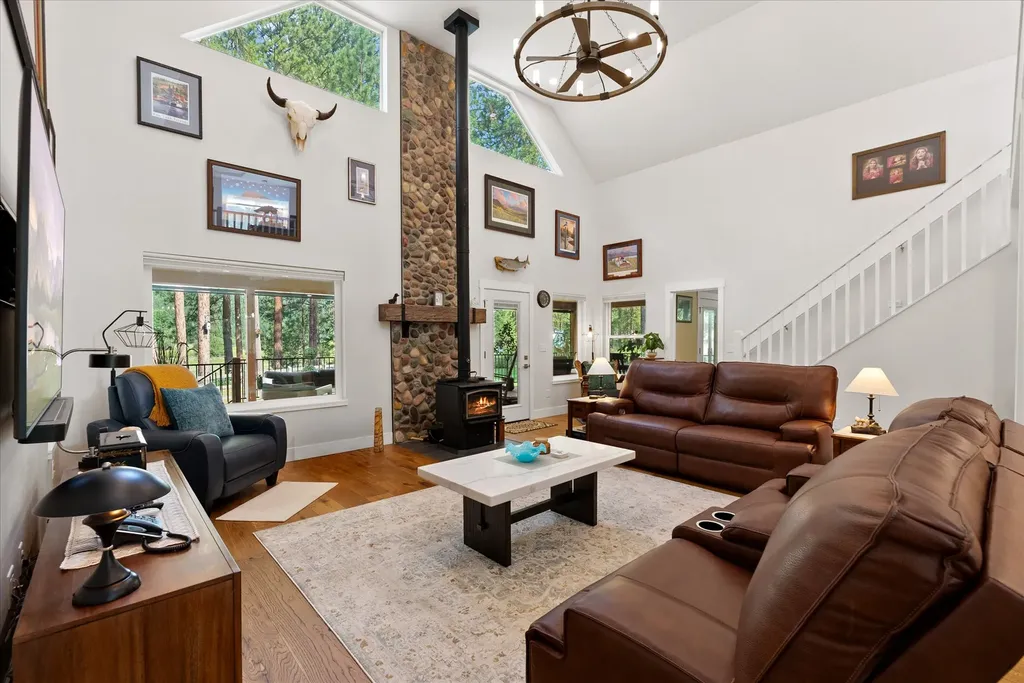 218 Quarter Circle Cross Drive St Regis MT 59866