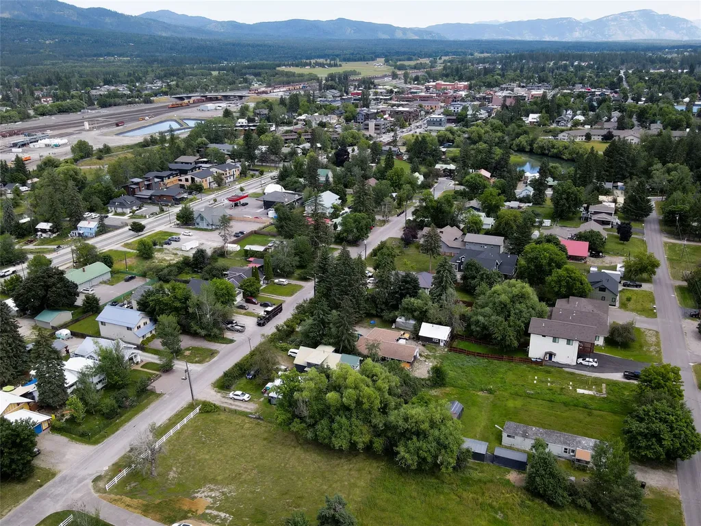 317 W 3rd Street Whitefish MT 59937