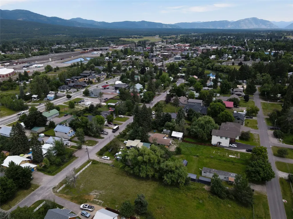 317 3rd Street W Whitefish MT 59937