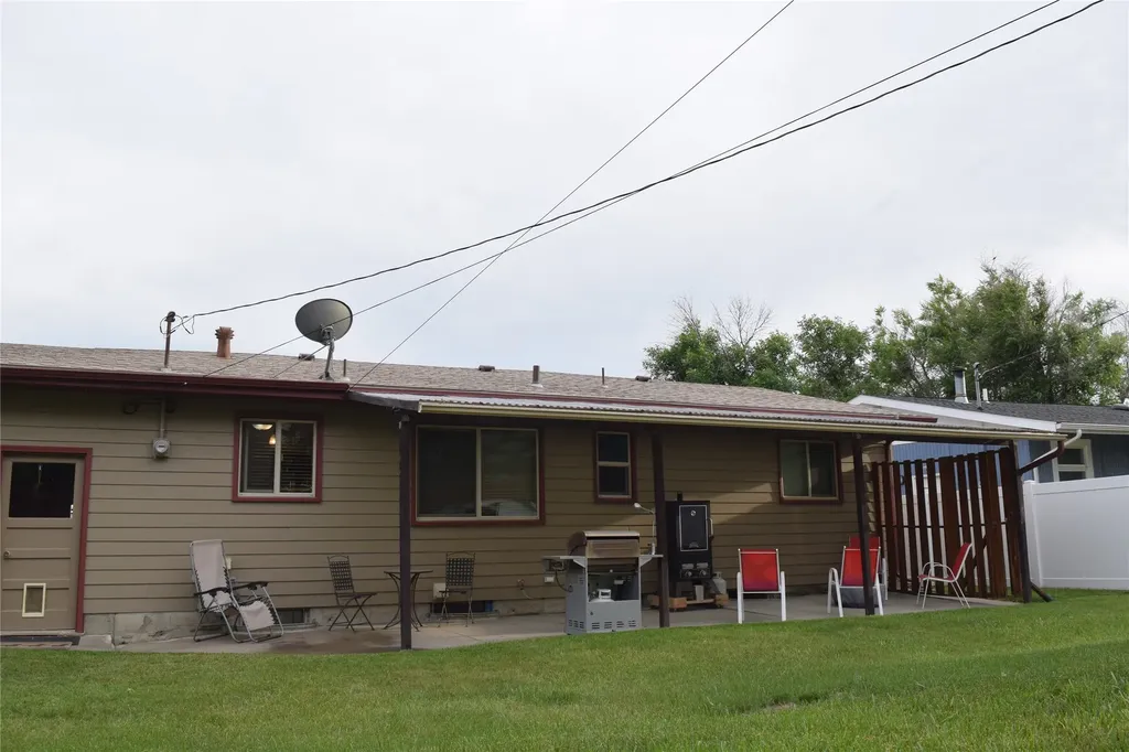 1403 10th Avenue NW Great Falls MT 59404
