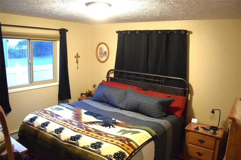 1403 10th Avenue NW Great Falls MT 59404