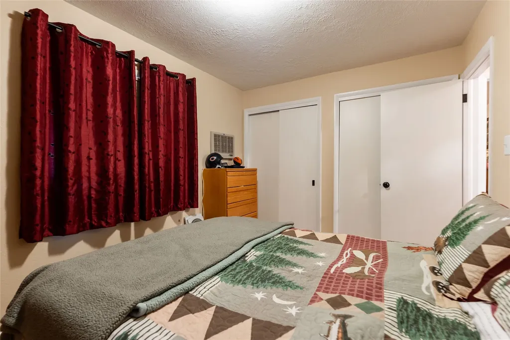 1403 10th Avenue NW Great Falls MT 59404