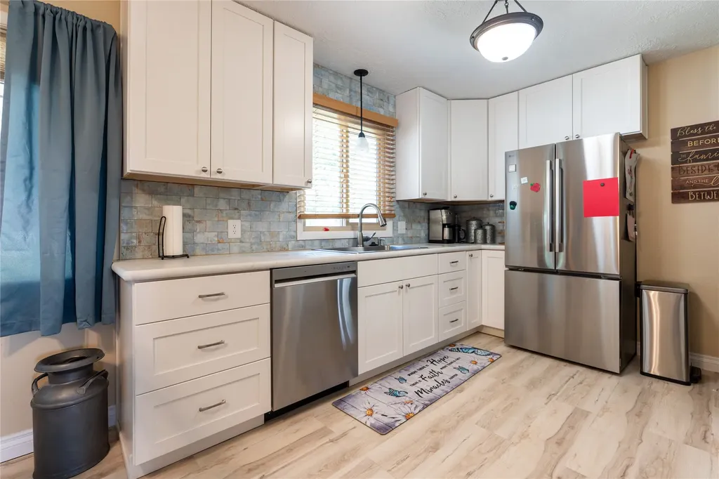 1403 10th Avenue NW Great Falls MT 59404