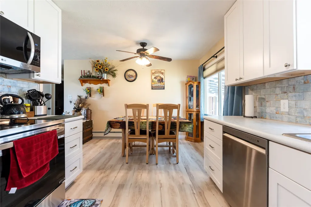 1403 10th Avenue NW Great Falls MT 59404