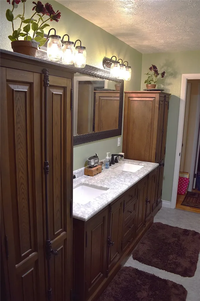 1403 10th Avenue NW Great Falls MT 59404