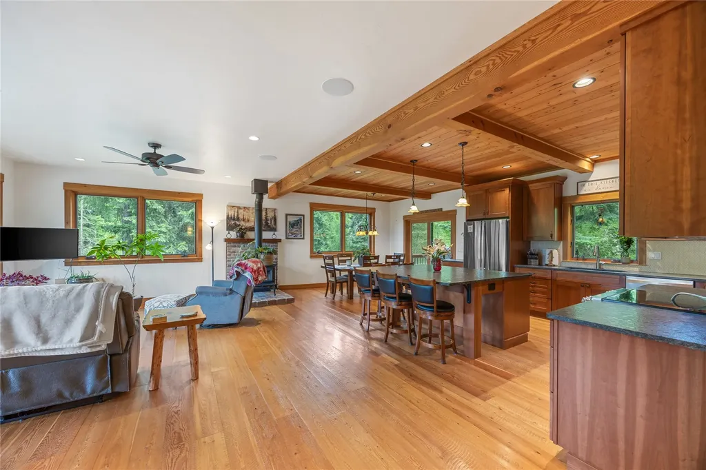 158 Mccaffery Lookout Trail Bigfork MT 59911