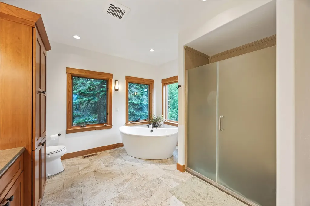 158 Mccaffery Lookout Trail Bigfork MT 59911