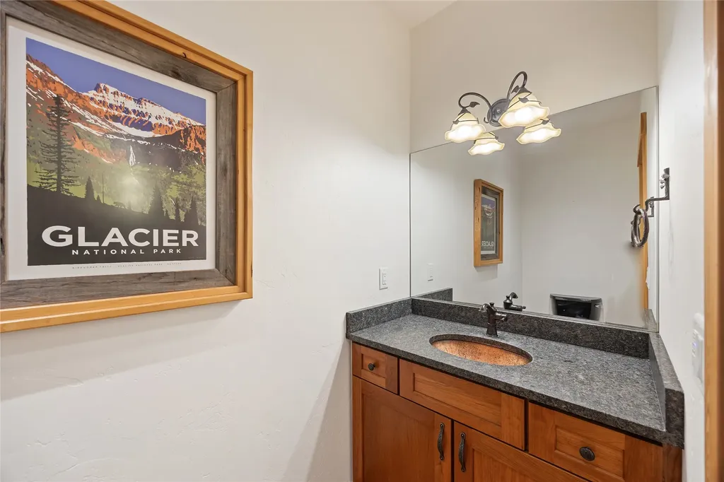 158 Mccaffery Lookout Trail Bigfork MT 59911
