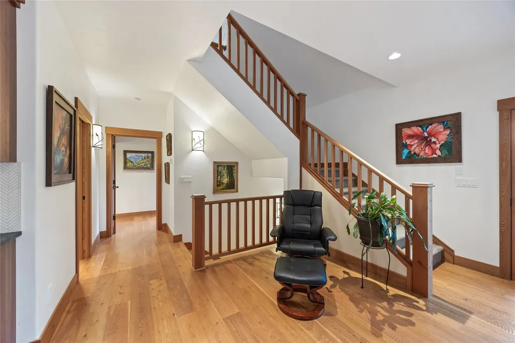 158 Mccaffery Lookout Trail Bigfork MT 59911