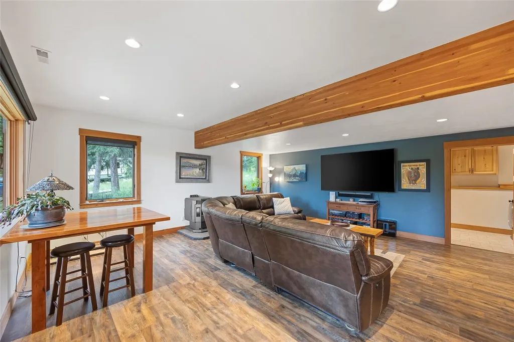 158 Mccaffery Lookout Trail Bigfork MT 59911
